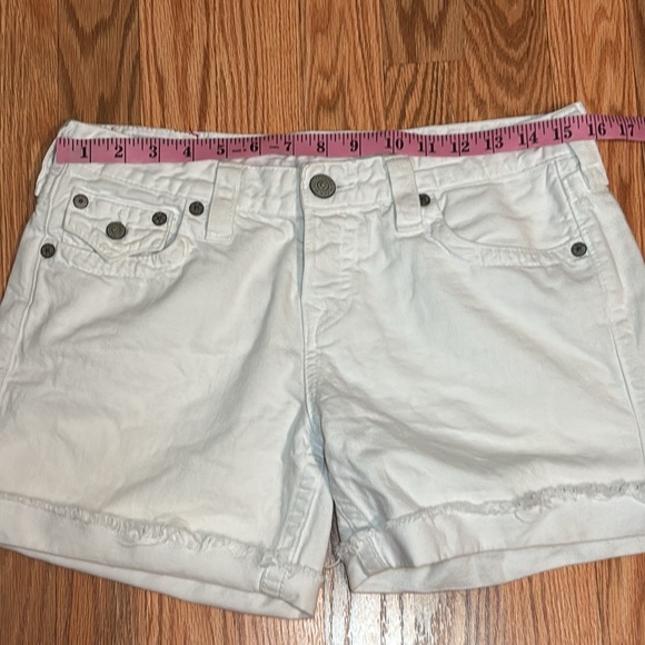 True Religion Women's White Denim Shorts, cotton, 29 - Picture 5 of 11